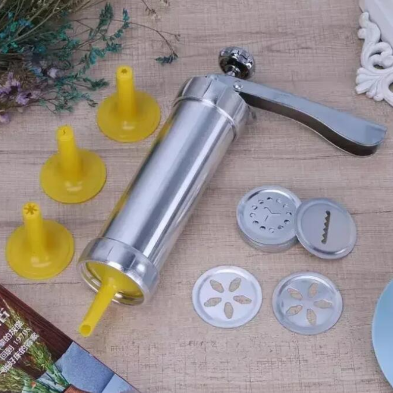 Christmas Spritz Cookie Press  - Churros Maker Gun のレビューと価格