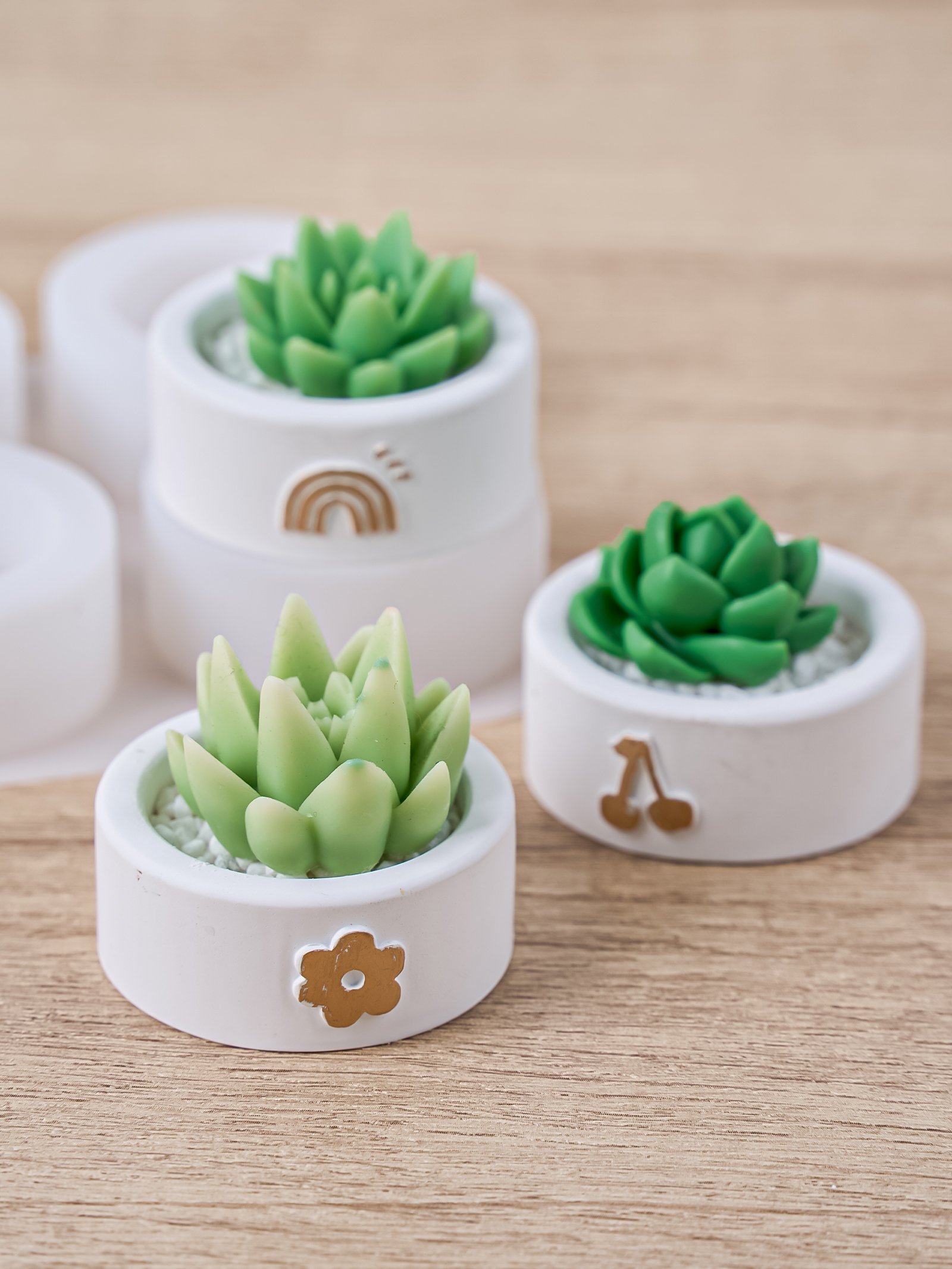 Round Candle Cup Holder Silico - Potsticker Mold のレビューと価格