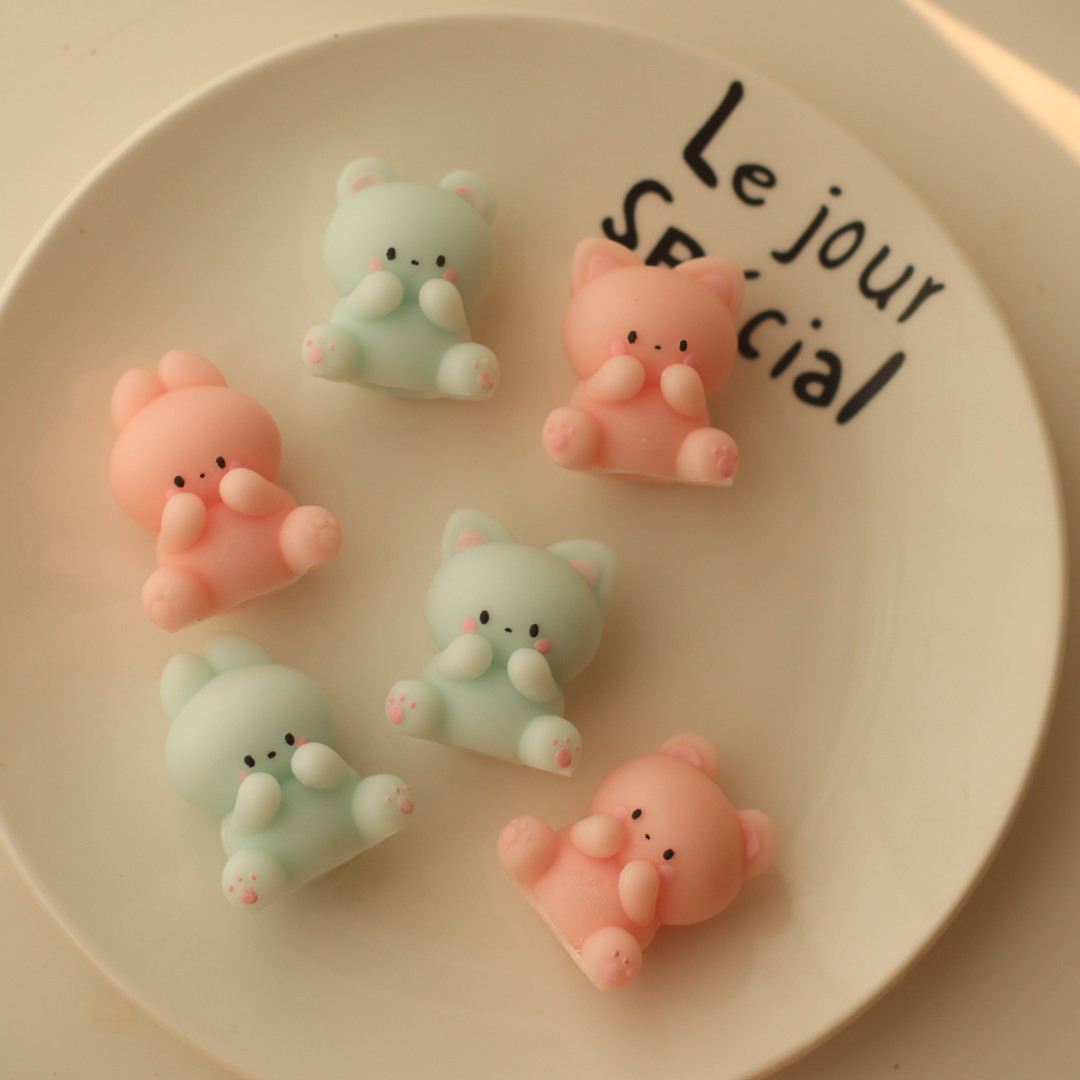 Easter Cute Rabbit Bear Silico - Bunny Cake Mold のレビューと価格